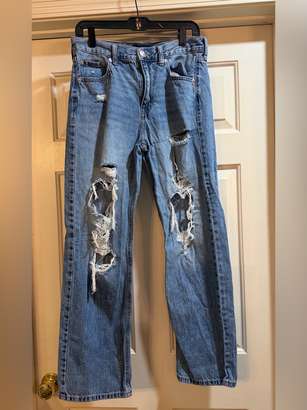 Aero 6 Short High Rise Baggy Distressed Blue Denim Jeans - Classic Ripped Style